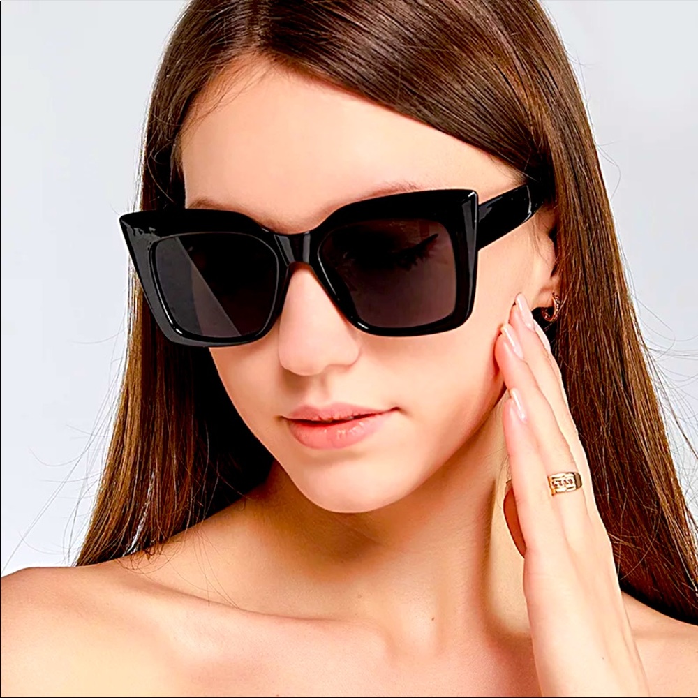 Large Cateye Fashion Sunglasses